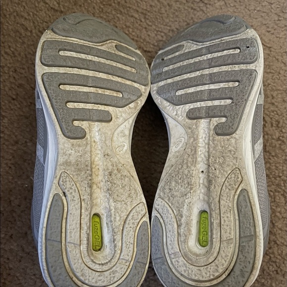 ASICS runners - Picture 4 of 4